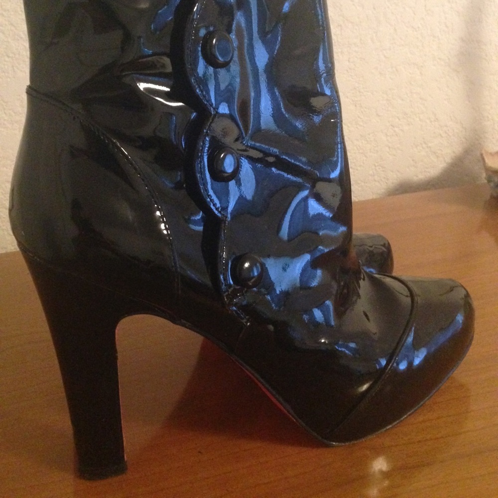 Betsey Johnson patent leather ankle boots